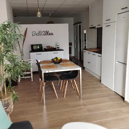 Апартаменты Bellaltea *